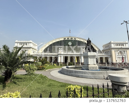 ファランポーン駅の駅舎 137652763