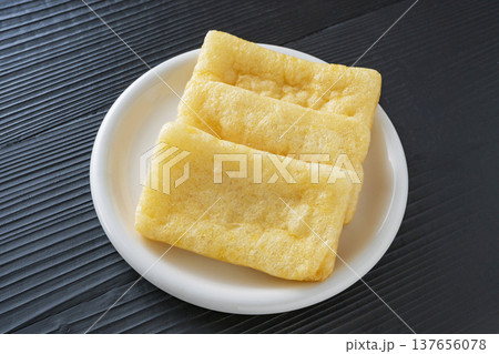油揚げ 137656078