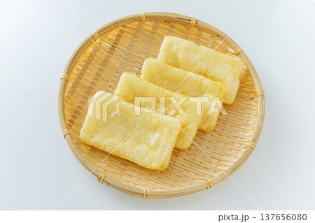 油揚げ 137656080