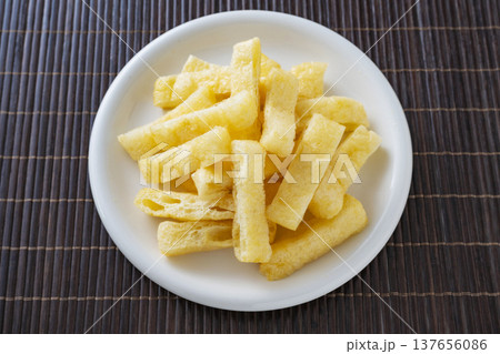 油揚げ 137656086