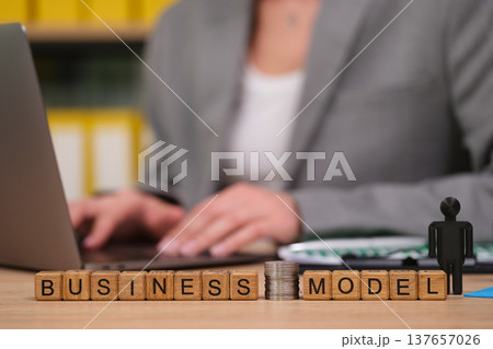 Exploring innovative business model strategies in a modern office setting Exploring innovative business model strategies in a modern office setting 137657026
