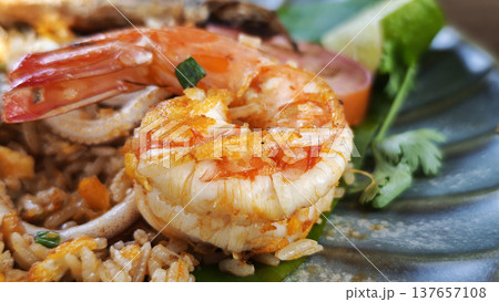 Seafood Fried Rice with Shrimp and Squid 137657108