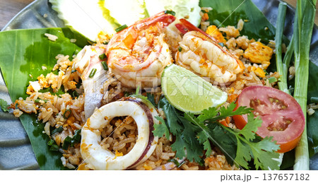 Seafood Fried Rice with Shrimp and Squid 137657182