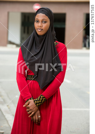 portrait of muslim girl. 137657585