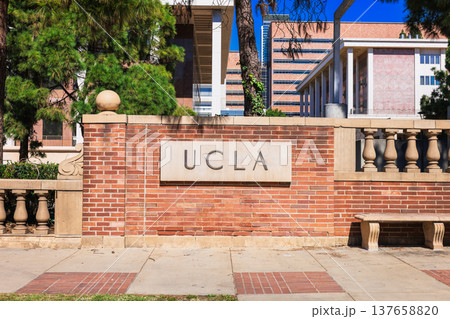 アメリカ　UCLA（カリフォルニア大学ロサンゼルス校） 137658820