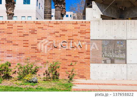 アメリカ UCLA(カリフォルニア大学ロサンゼルス校) アメリカ UCLA(カリフォルニア大学ロサンゼルス校) 137658822
