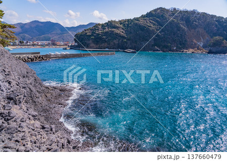 (静岡県)西伊豆・堂ヶ島 沢田公園の海 (静岡県)西伊豆・堂ヶ島 沢田公園の海 137660479