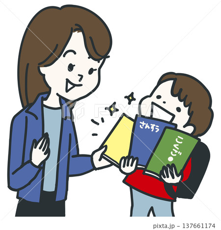 お母さんに新しい教科書を見せる子供 137661174
