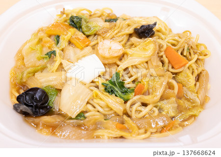 美味しいコンビニ弁当のあんかけ焼きそば 137668624