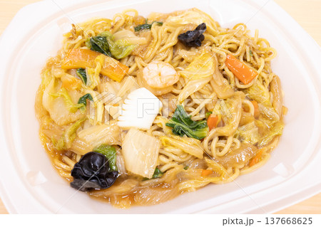美味しいコンビニ弁当のあんかけ焼きそば 137668625