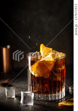 Cuba Libre cocktail Cuba Libre cocktail 137672915