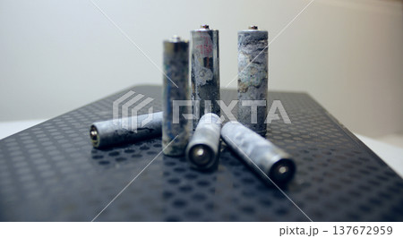 Disposable batteries ready to recycling and utilization Disposable batteries ready to recycling and utilization 137672959