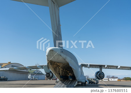 C-2輸送機 137680551