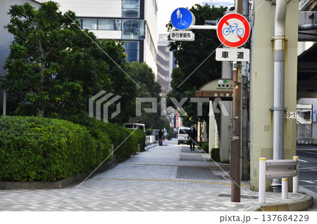 自転車車道標識_03 自転車車道標識_03 137684229