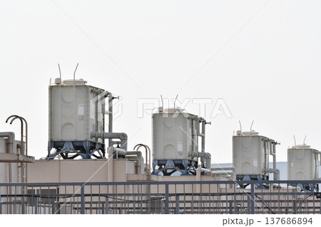 受水槽_01 137686894