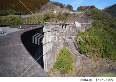 宮崎県椎葉村の上椎葉ダム 宮崎県椎葉村の上椎葉ダム 137698409