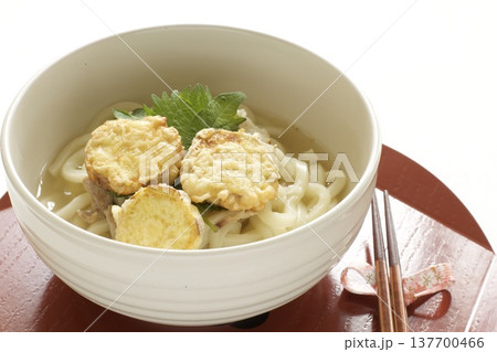 さつまいもの天ぷらうどん 137700466