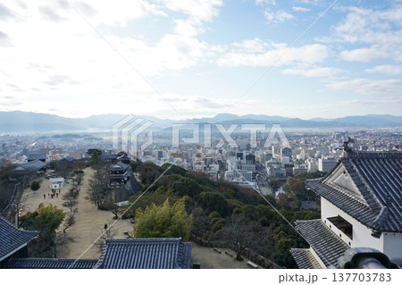 伊予松山城 天守閣最上階からの眺め 伊予松山城 天守閣最上階からの眺め 137703783