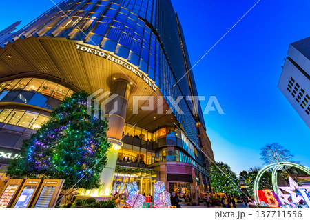 東京 千代田区 有楽町 東京ミッドタウン日比谷の夜景 東京 千代田区 有楽町 東京ミッドタウン日比谷の夜景 137711556