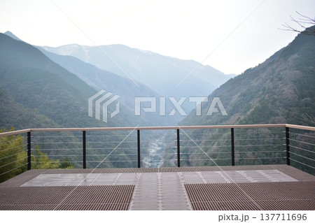 徳島　徳島県　四国　小歩危展望台 137711696