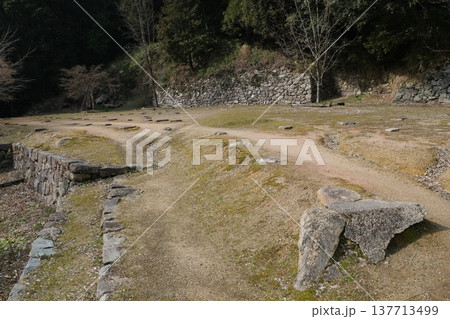 安土城跡の羽柴秀吉邸宅跡 137713499