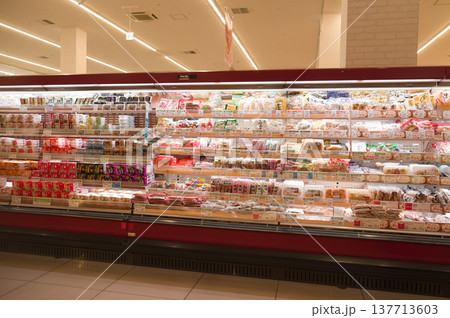2月・納豆などの売り場 137713603
