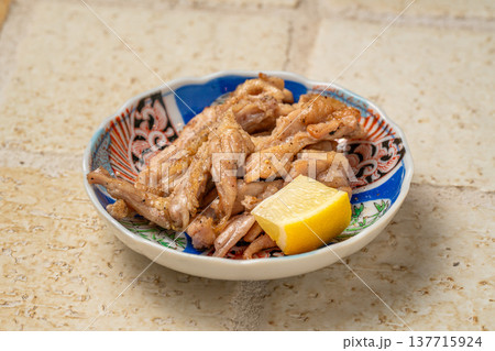 セセリ炭焼き 香ばしく焼き上げた鶏首肉の人気料理 137715924