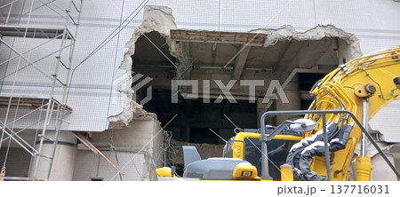 解体工事　ホテル　現場 137716031