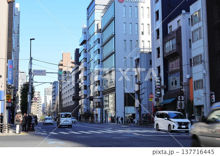東京都市風景 神田明神下交差点 東京都市風景 神田明神下交差点 137716445