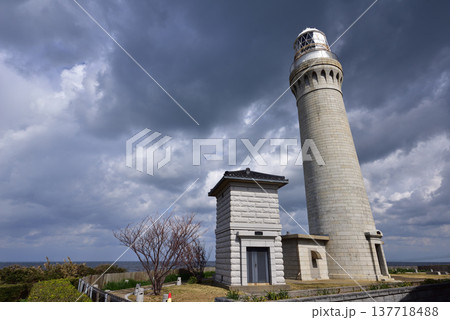 角島灯台 国重要文化財 角島灯台公園 山口県下関市豊北町 角島 角島灯台 国重要文化財 角島灯台公園 山口県下関市豊北町 角島 137718488