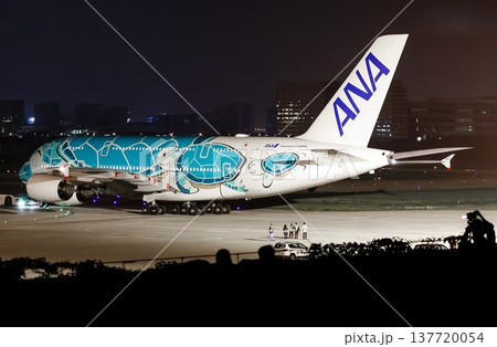 ANA B380 離陸準備 ANA B380 離陸準備 137720054