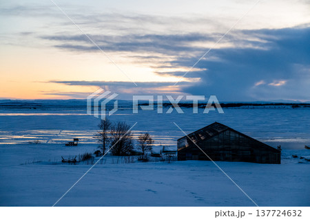 Overlooking the lake in Laugervatn 137724632