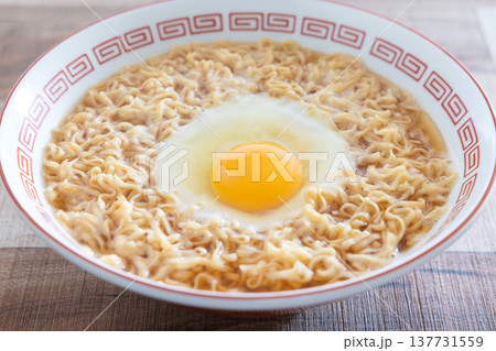 おいしい玉子ラーメン 137731559