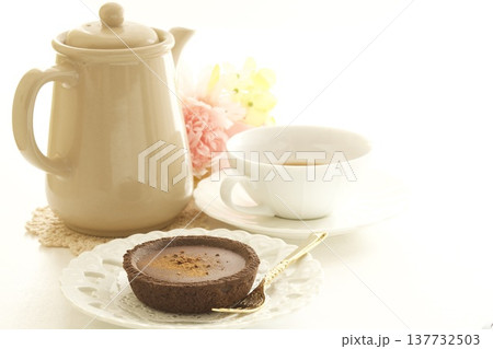 チョコタルトと紅茶 137732503
