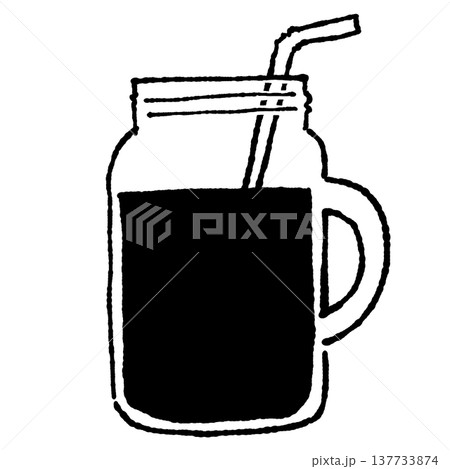 おしゃれなコップに入ったジュース 137733874