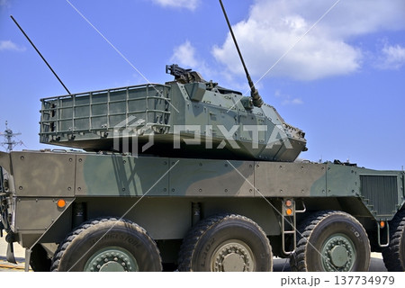 【神奈川】横須賀 海上自衛隊公開日の装甲車 【神奈川】横須賀 海上自衛隊公開日の装甲車 137734979