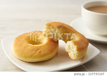 ホットビスケット イメージ ホットビスケット イメージ 137735107
