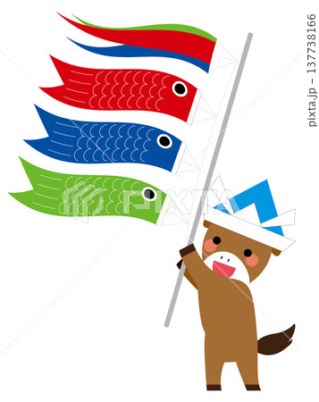 鯉のぼりを持ってかぶとをかぶった馬 鯉のぼりを持ってかぶとをかぶった馬 137738166