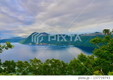 摩周湖（北海道川上郡弟子屈町） 137739743