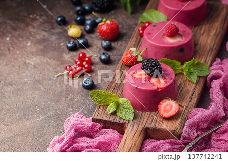 Summer dessert with berries 137742241