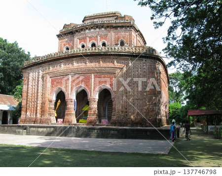 バゲルハットのモスク都市 137746798