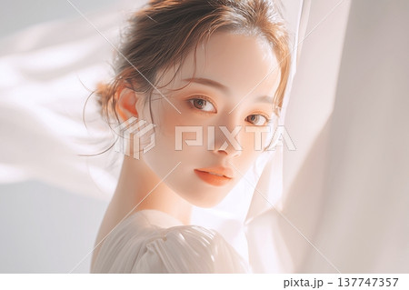 メイクアップ女性 137747357