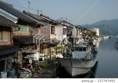 昔ながらのレトロな風景の漁師町舞鶴市吉原地区を撮影 昔ながらのレトロな風景の漁師町舞鶴市吉原地区を撮影 137747493