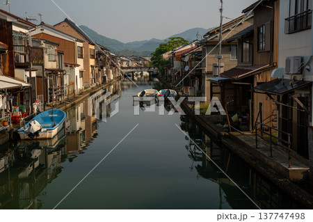 昔ながらのレトロな風景の漁師町舞鶴市吉原地区を撮影 昔ながらのレトロな風景の漁師町舞鶴市吉原地区を撮影 137747498