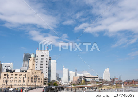 山下臨港線プロムナードの風景 137749058