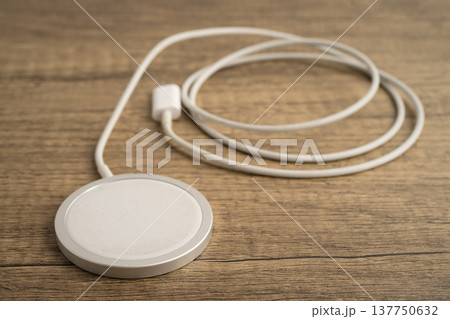 Wireless charger, magnetic charging modern equipment of mobile phone. Wireless charger, magnetic charging modern equipment of mobile phone. 137750632