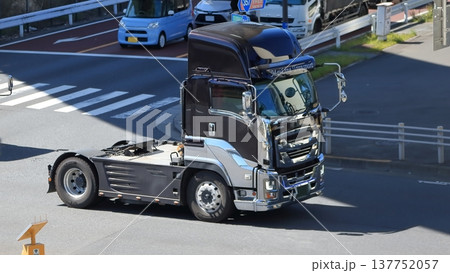 トラクターヘッド　イメージ 137752057