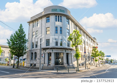 北海道小樽市　小樽芸術村の似鳥美術館（旧拓殖銀行小樽支店） 137752913