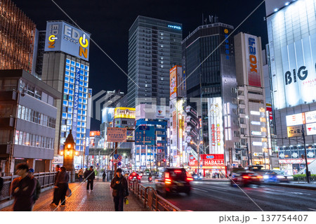 《東京都》秋葉原電気街・都市夜景 137754407