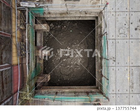 工事現場 工事現場 137755744